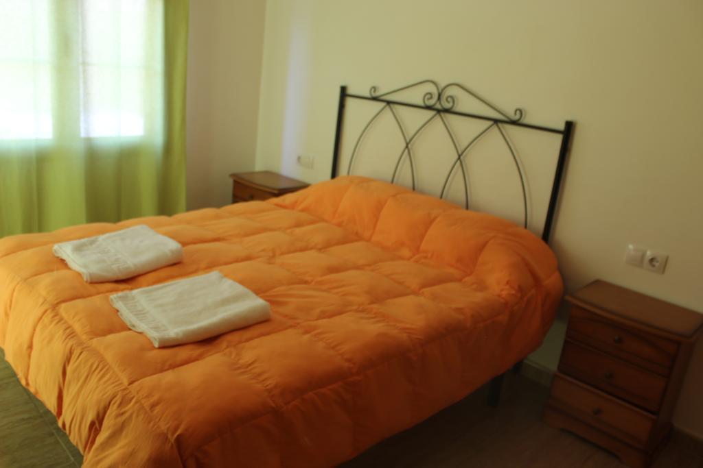 Apartamentos Turísticos Edificio del Pino Sorbas Exterior foto
